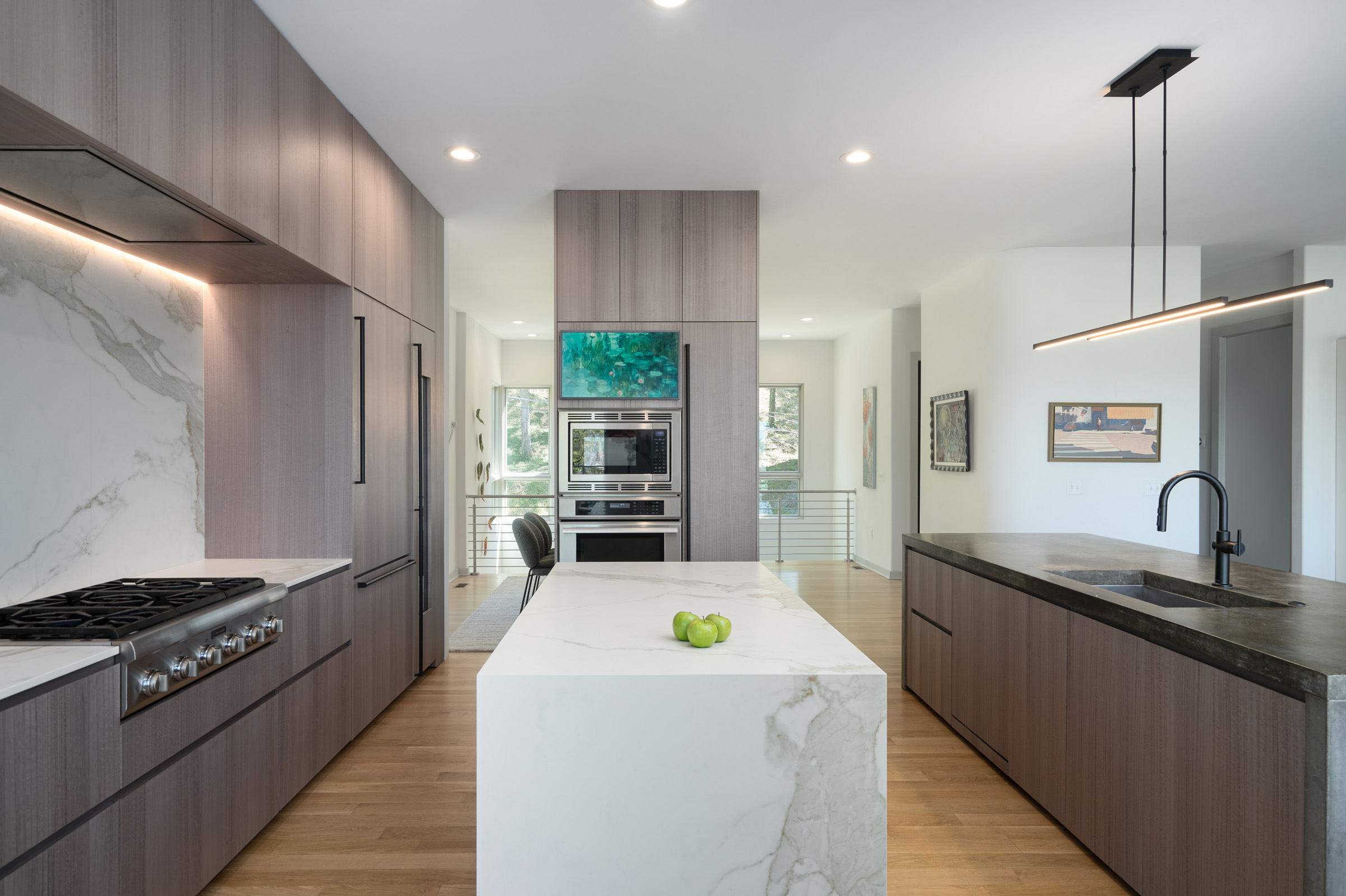 white and grey sintered stone kitchen island in Cincinnati