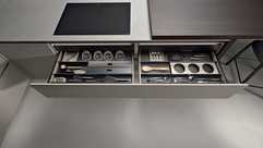 modern-kitchen-cabinets-drawer